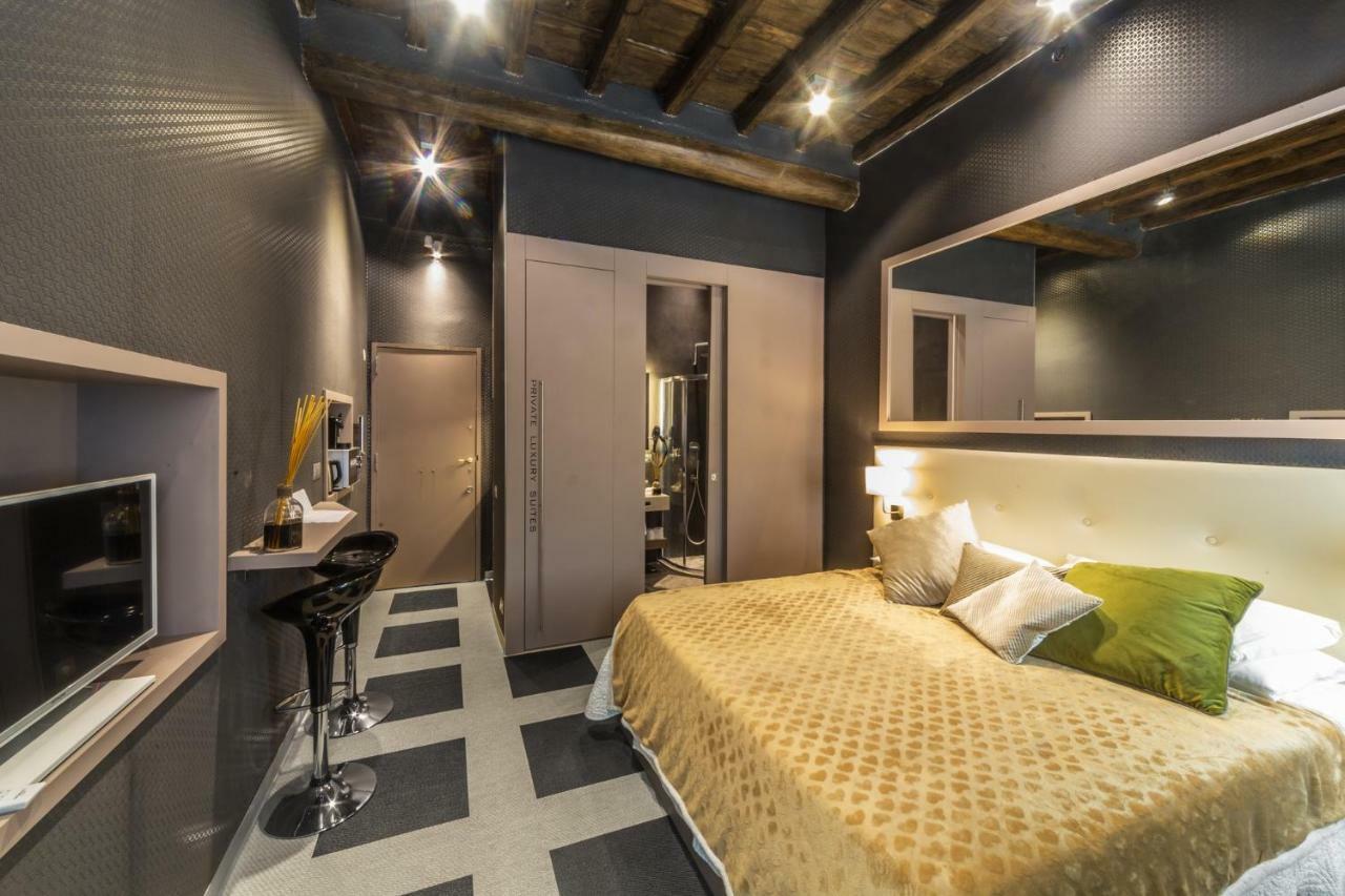 Piazza Di Spagna Luxury Apartment Рим Екстериор снимка