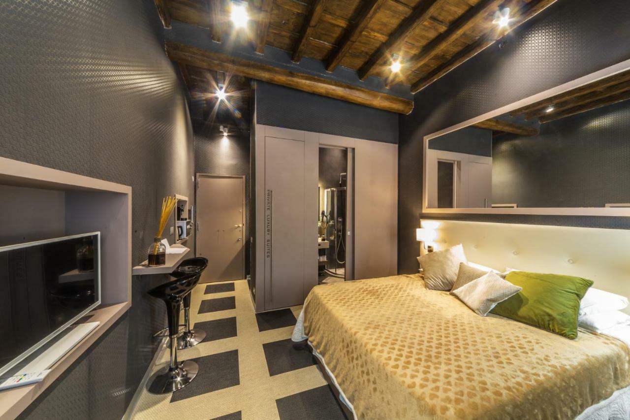 Piazza Di Spagna Luxury Apartment Рим Екстериор снимка